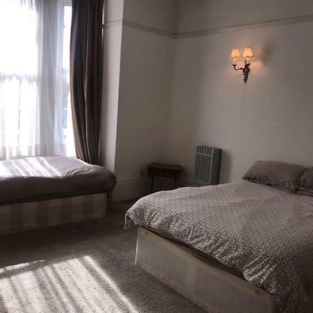 Hamilton House Bed and Breakfast Southsea Exterior foto